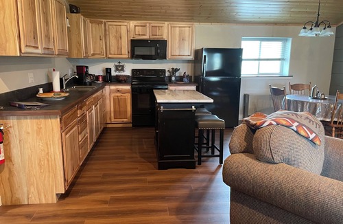 Mora House | One mile off Hwy518 and minutes to Mora