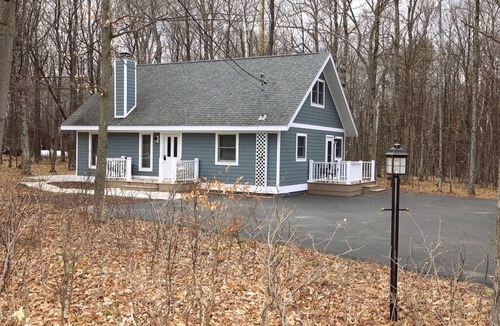 Egg Harbor Cottage | Open Year-Round. Pristine Cottage Minutes from Egg Harbor.