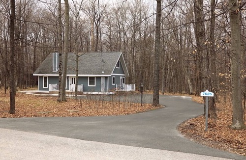 Egg Harbor Cottage | Open Year-Round. Pristine Cottage Minutes from Egg Harbor.