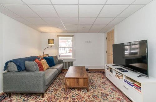 Winooski Apartment | Optimally Located Winooski 3BR nearby Amenities
