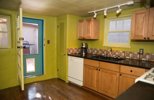 Downtown Santa Fe House | Original Adobe Home in Historic Santa Fe - 1/2 mile to Plaza, shops and museums