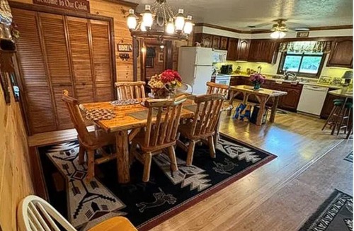 Glenfield House | Otter Creek Ranch w/Stables