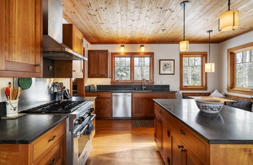Moscow Ski Chalet | Owls Head Estate - Unmatched & Unforgettable Views