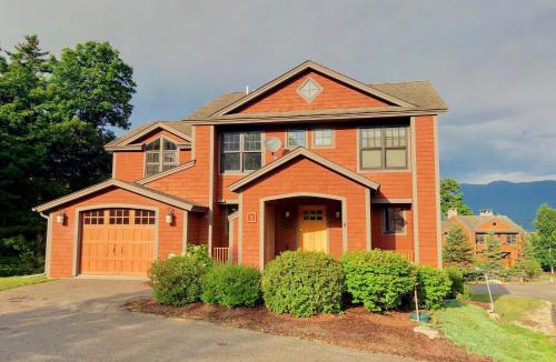 Bethlehem Villa | P5 Ski-in Ski-out rare find Presidential View single family with garage pool table ping pong