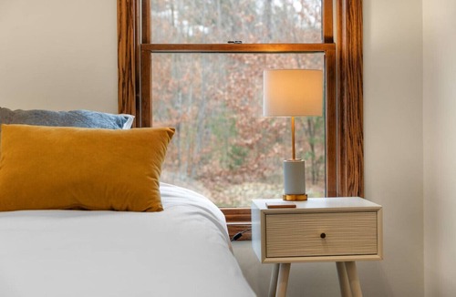 Wilmington Apartment | Panoramic View Whiteface, Hot tub, gas fireplace