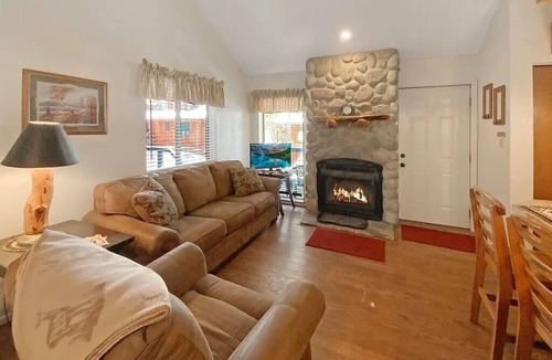 Angel Fire Condo | Park N Walk Location . Top Floor