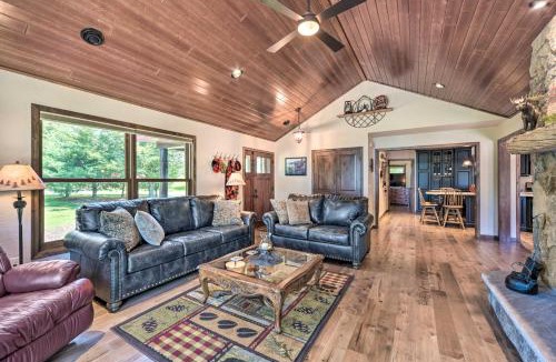 Siren House | Patio, Views and Hot Tub Quiet Lakeside Cabin