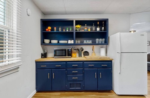 East End Apartment | Pattison`s Peaceful Retreat