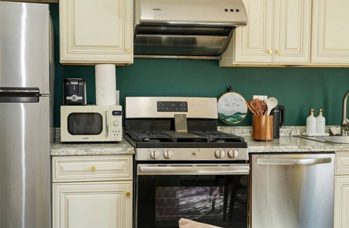 El Monte House | Peaceful 1BR El Monte Hideaway