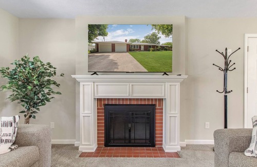 Edgewood House | Peaceful 2br/1ba Home with Golf Course View