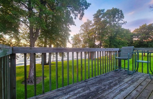 Onamia House | Peaceful End-Unit With Panoramic Lake Views! Perfect For All Seasons!