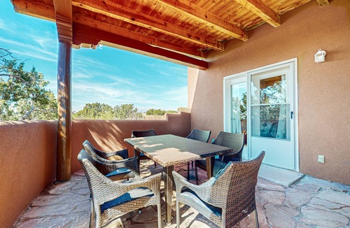 Eldorado at Santa Fe House | Peaceful retreat with enclosed patio, incredible views and night skies