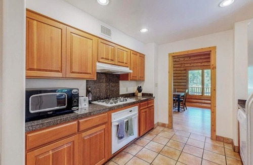 Canoncito Cabin | Pecos Riversong Cabin - a modern 3-bedroom cabin on the Pecos River