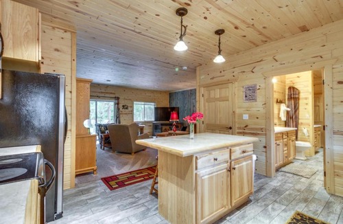 Pequot Lakes House | Pequot Lakes Vacation Rental with Patio and Fire Pit