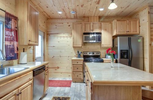 Pequot Lakes House | Pequot Lakes Vacation Rental with Patio and Fire Pit