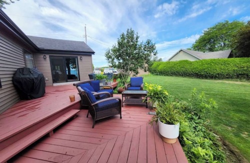 Plattsburgh House | Perfectly Found on the lake