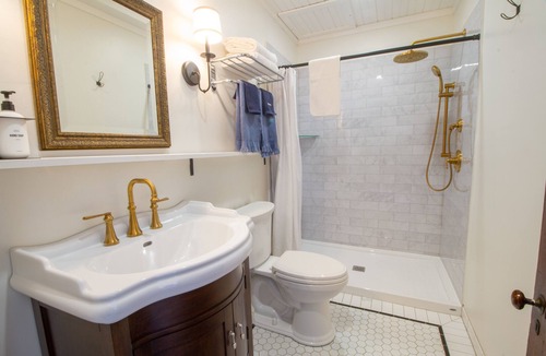 Potsdam Hotel | Pert House
