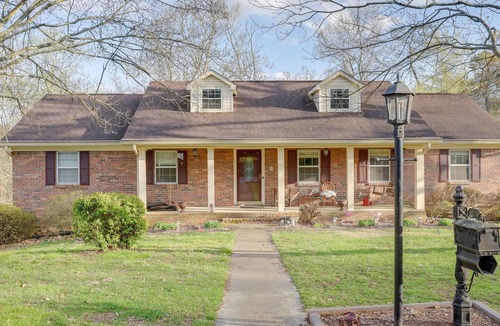 Lupton City Apartment | Pet-Friendly Chattanooga Studio Apartment!