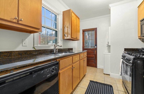 Mobile Condo | Pet-Friendly Mobile Condo ~ 4 Mi to Downtown!