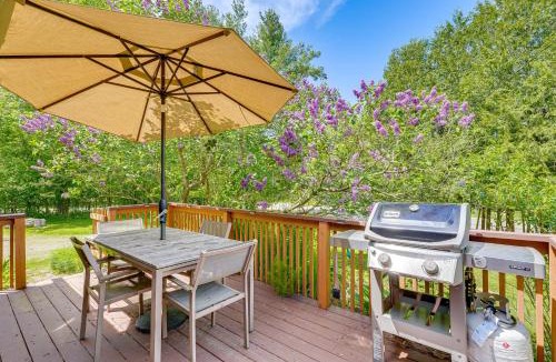 Wilmington House | Pet-Friendly Wilmington Retreat with Hot Tub!