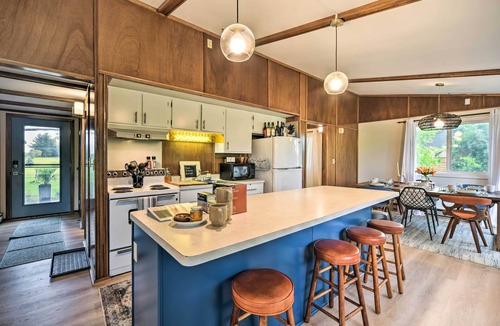 Pine City Cottage | Pine City Getaway, Steps From Snake River!