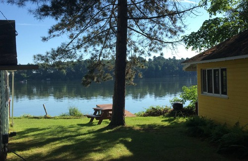 Chetek Cabin | Pine - Vintage Lakefront Cabin in NW Wisconsin