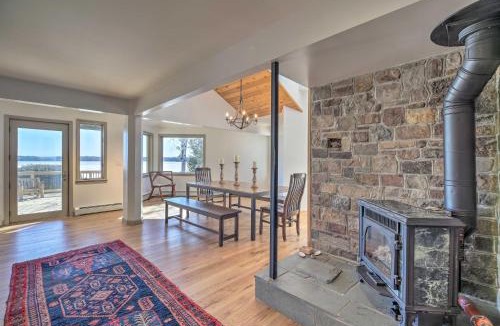 Plattsburgh House | Plattsburgh Home with Deck on Lake Champlain