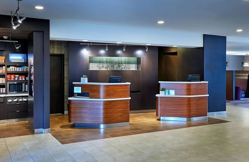 Eden Prairie Resort | Pleasant Stay, Convenient Location! Onsite Pool, Pets Allowed with Fee