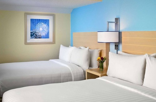 Eagan House | Pleasant Stay, Convenient Location, 4 Pet-Friendly Units, Pool, Free Breakfast
