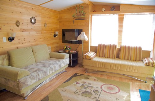 Gouldsboro Cabin | Pocono Comfortable 2Bedroom Stay
