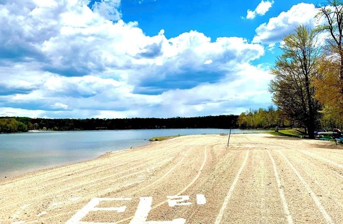 Gouldsboro Cabin | Pocono Comfortable 2Bedroom Stay