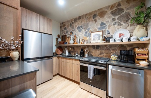 Pickens Cabin | Point of View: A-Frame w/HTtb, Playset, Fenced Yard, Fireplace, EV charge, Pets