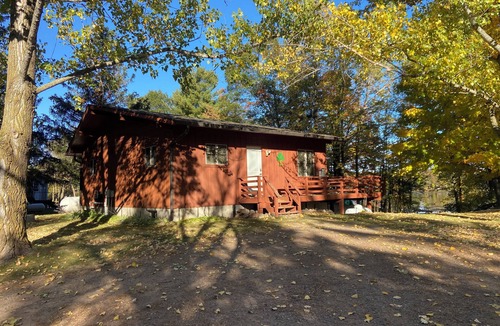 Sand Creek Cabin | Poskin Lake Getaway Cabin Lakefront access and beautiful sunrise