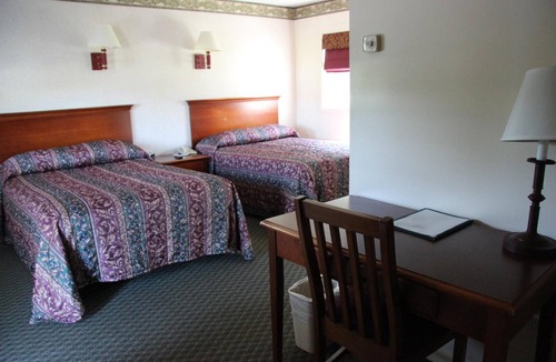 Potsdam Hotel | Potsdam Inn
