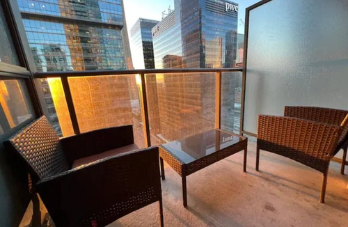 Toronto Entertainment District Condo | Prestigious 2-Bdrm Condo - across from Scotiabank Arena