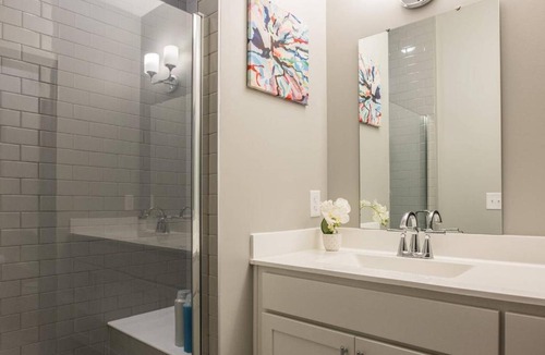 Scioto Mile Apartment | Prime Downtown 2br Apt Near Scioto - Walk Anywhere