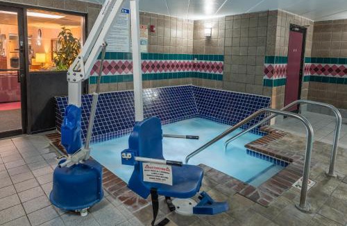 Burnsville Hotel | Prime Rate Inn