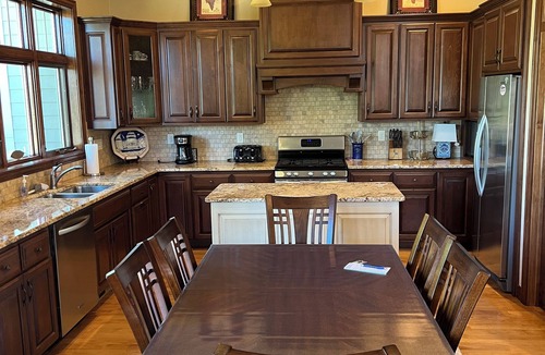 Fish Creek Condo | Pristine condo! Walking distance to everything in the heart of Fish Creek!