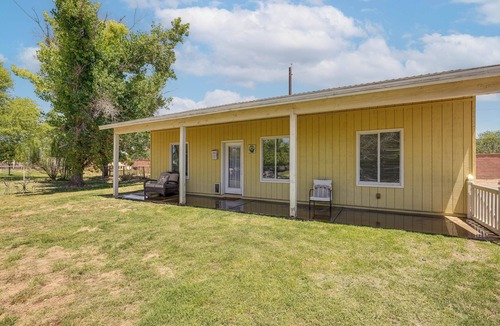 Gilbert House | Private Acreage, Pet-Friendly Yard! Gilbert Haven