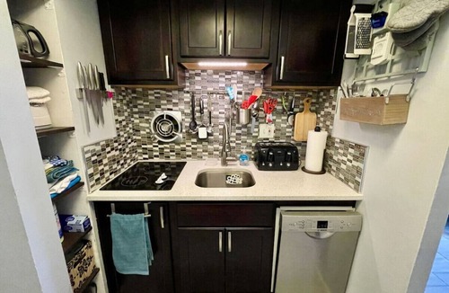 Cocoa Beach Condo | Private Beach Access | Cozy 1BR at Saturn w/Pool