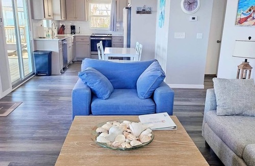North Captiva House | Private BEACHFRONT Point - Dolphins, Sunsets & Golf Cart Included/North Captiva!