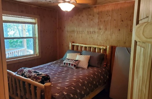 Eau Claire County Cabin | Private cabin with direct ATV/UTV trail access