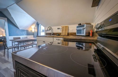 Antrim House | Private Hot Tub Suite