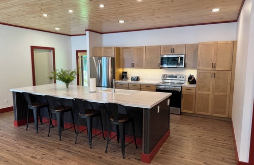 North Pole House | Private Lake Placid Island Oasis Retreat