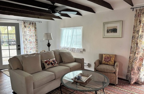 Las Vegas Cottage | Private Moreno st. Casita, Old Town Plaza