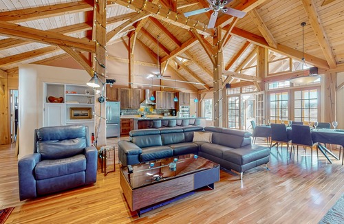 Underhill House | Private mountain retreat with a game room, home theater, & jetted tub