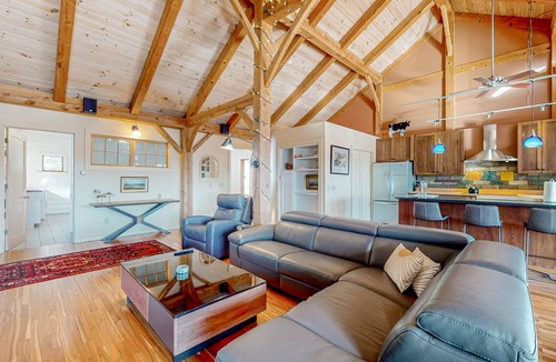 Underhill House | Private mountain retreat with a game room, home theater, & jetted tub