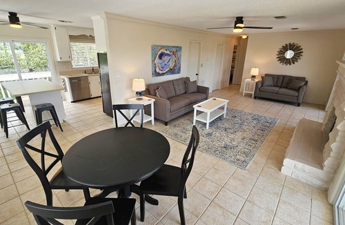 St. George Island Cottage | PRIVATE POOL! 2 FREE BIKE RENTALS INCLUDED WITH YOUR STAY!