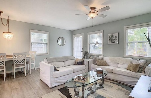 Sarasota Villa | PRIVATE POOL OASIS BY SIESTA KEY WITH YOGA RETREAT