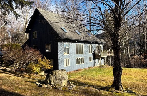Killington House | Private Post & Beam Home Ideal for Family or Group Gatherings
